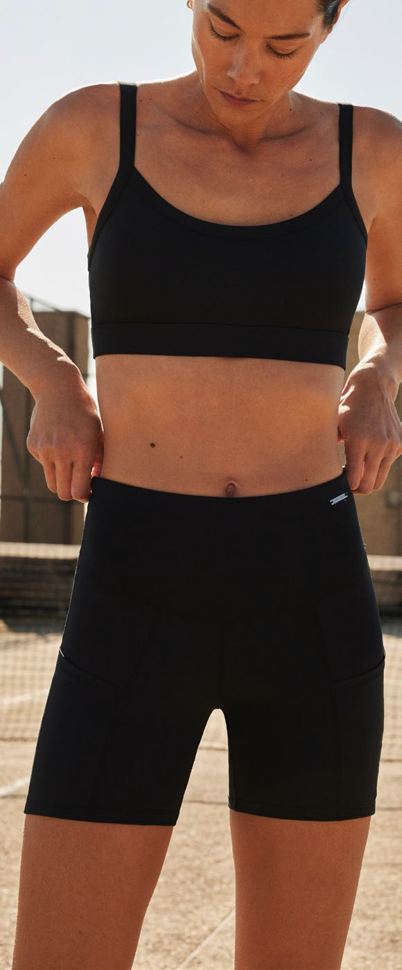 Woman Activewear licensed fashion design — look 53
