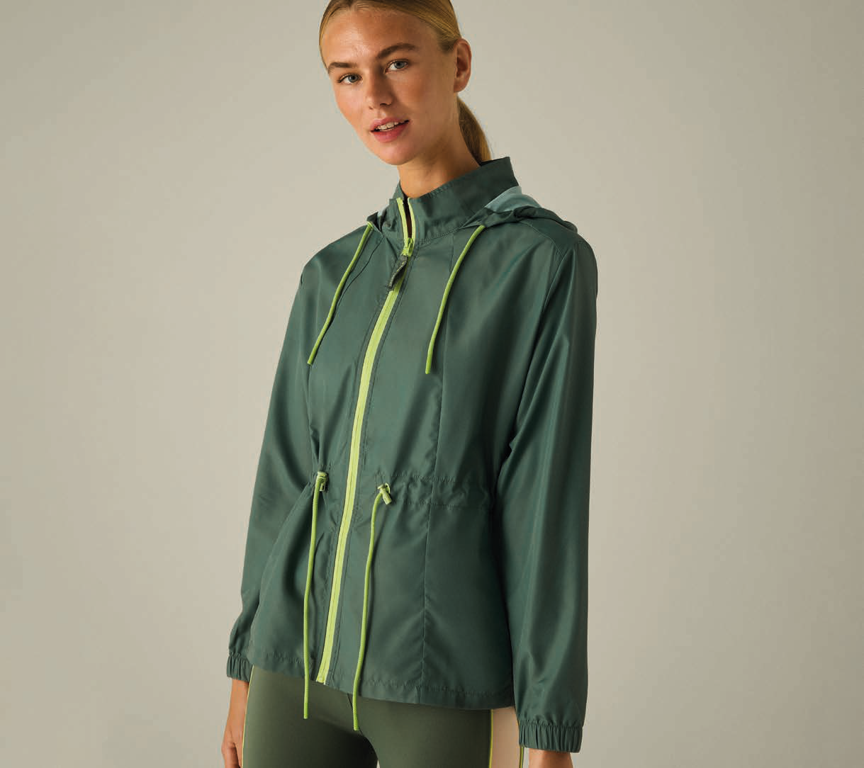 Woman Activewear licensed fashion design — look 59