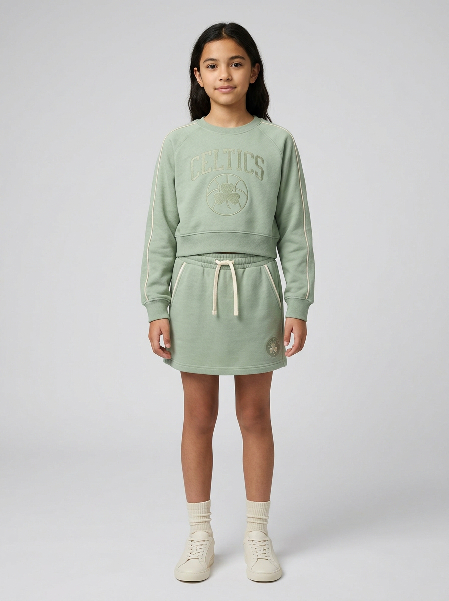 Older Kids Lic licensed fashion design — look 20