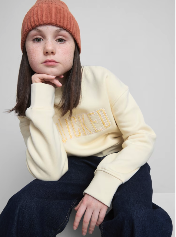 Older Kids Lic licensed fashion design — look 15